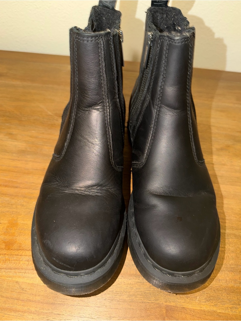 Dr. Martens Men's Black Leather Chukka Zip Boots